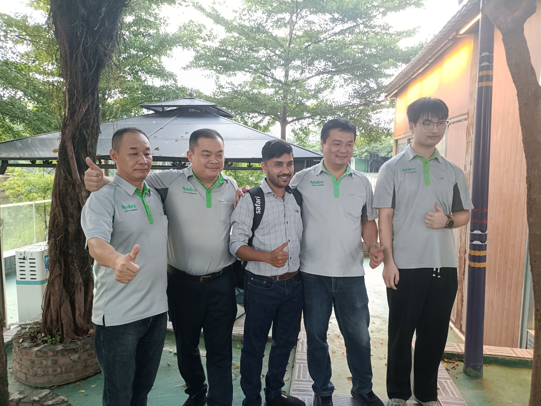 กิจกรรมคุณภาพระหว่างเครื่องดึงลิฟต์ Nidec ประเทศจีนและอินเดีย